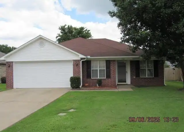 Property at 1360 Arapaho Trl, Conway, AR, 72034, 3 beds, 2 baths, [object Object]