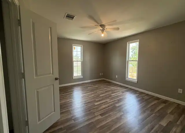 Property at 2013 Eubanks St Unit 7, Houston, TX, 77093, 2 beds, 1 bath, [object Object]