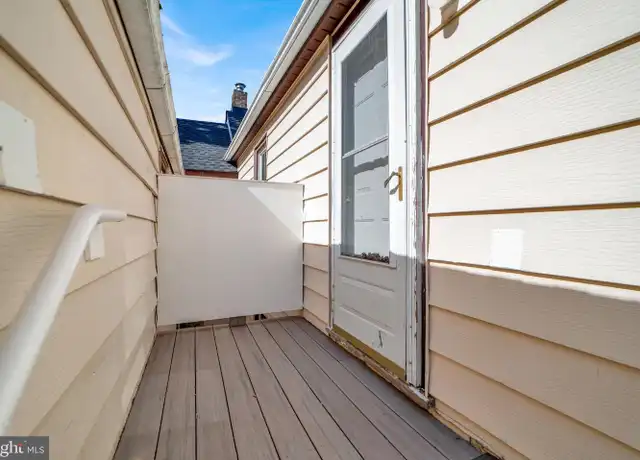 Property at 114 Crosswicks St Unit 114B, Bordentown, NJ, 08505, 1 bed, 1 bath, [object Object]