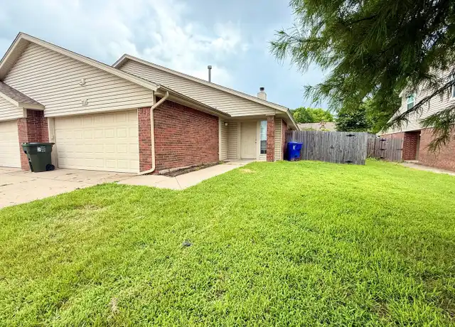 Property at 2711 Belknap Ave, Norman, OK, 73072, 3 beds, 2 baths, [object Object]