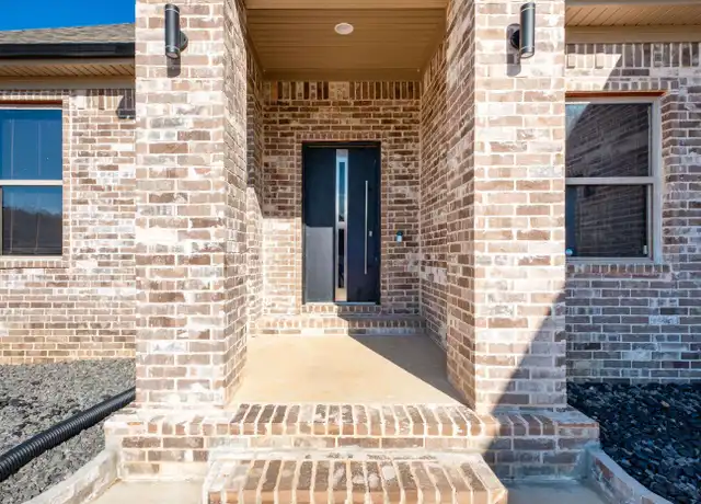Property at 7922 Kanis Pines Dr, Little Rock, AR, 72204, 3 beds, 2.5 baths, [object Object]