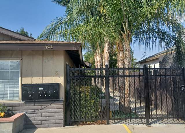 Photo of 922 31st St, Bakersfield, CA 93301