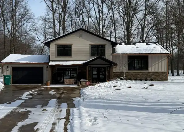 Property at 532 Henn Hyde Rd NE, Warren, OH, 44484, 4 beds, 3 baths, [object Object]