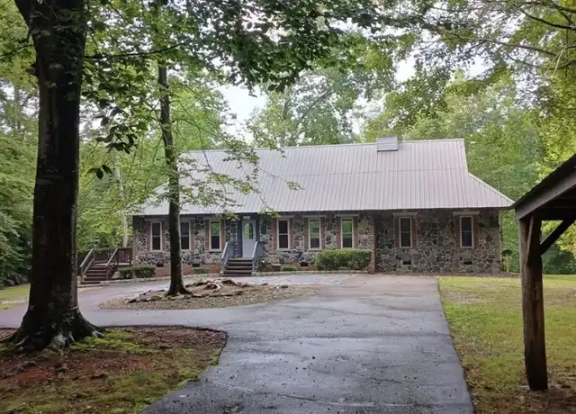 Property at 9050 Higgins Rd, Quinton, VA, 23141, 2 beds, 2 baths, [object Object]
