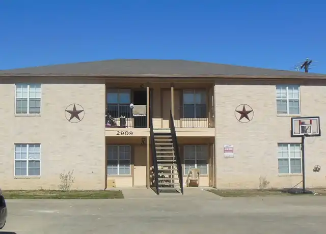 Property at 2808 Cantabrian Dr Apt B, Killeen, TX, 76542, 3 beds, 2 baths, [object Object]