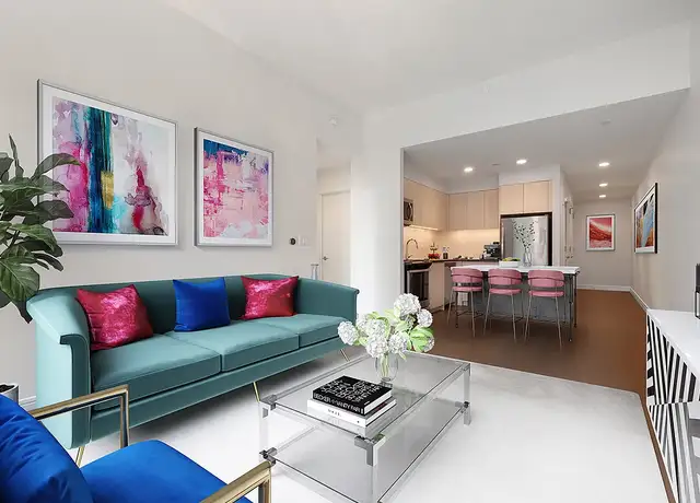 Photo of 2719 44th Dr, Long Island City, NY 11101