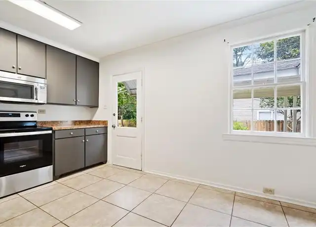 Property at 359 Hillwood Cir E, Mobile, AL, 36608, 2 beds, 2 baths, [object Object]