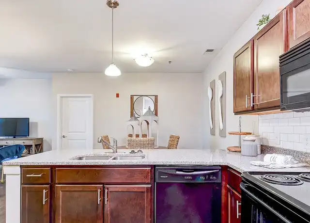 Property at Steeplechase at Parkview - 11275 Sportsman Park Ln, Fort Wayne, IN, 46845, 1-2 bed, 1-2 bath, [object Object]