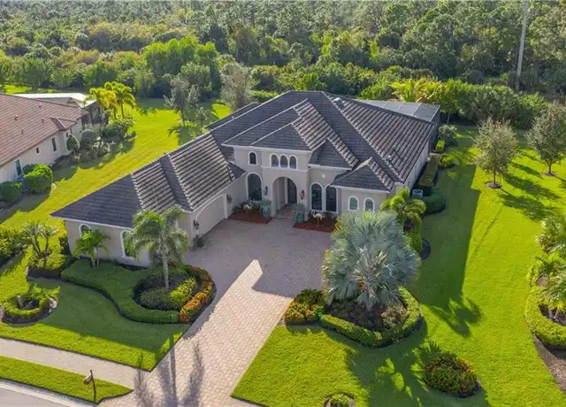 Property at 9647 Lipari Ct, Naples, FL, 34113, 4 beds, 4.5 baths, [object Object]