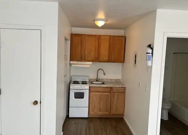 Property at 308 Vassar Dr SE Unit 7, Albuquerque, NM, 87106, 0 beds, 1 bath, [object Object]