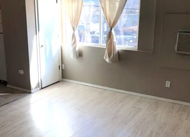 Property at 308 Vassar Dr SE Unit 7, Albuquerque, NM, 87106, 0 beds, 1 bath, [object Object]