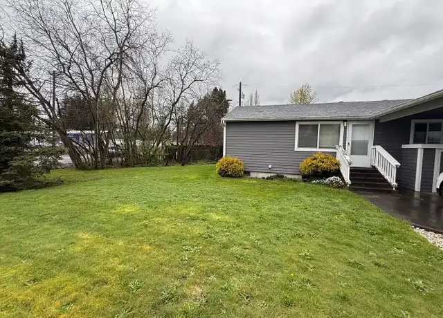 Property at Bostwick 1105 - 1107 - 1105 106th St Ct E, Tacoma, WA, 98445, 1 bed, 1 bath, [object Object]