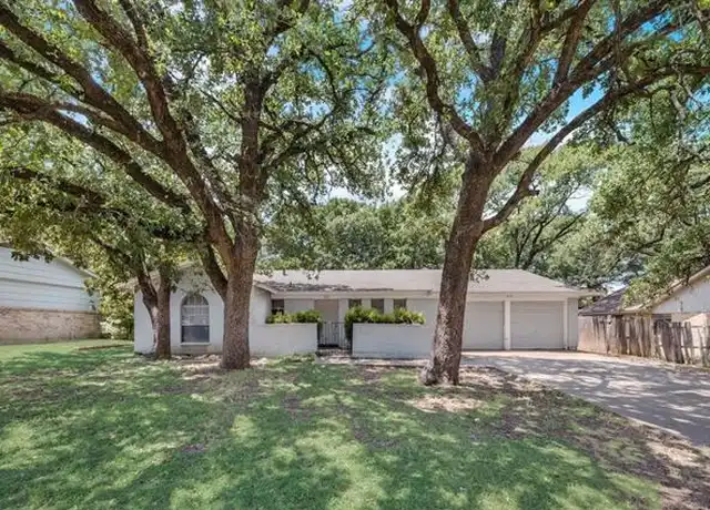 Property at 6500 Melinda Dr, Forest Hill, TX, 76119, 3 beds, 2 baths, [object Object]