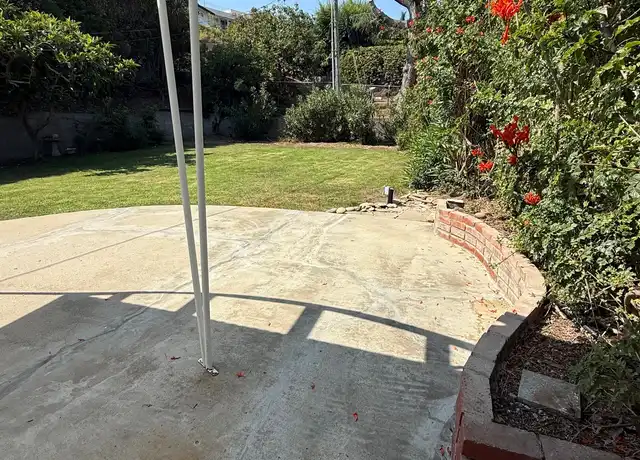 Property at 1965 E Linda Vista Ave, Ventura, CA, 93001, 3 beds, 1 bath, [object Object]