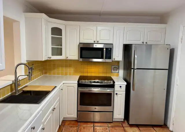 Property at 406 NW 68th Ave #107, Plantation, FL, 33317, 1 bed, 1.5 baths, [object Object]