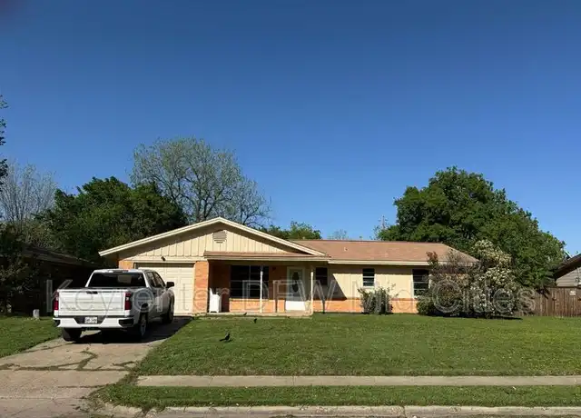 Property at 2605 Lasalle Dr, Irving, TX, 75062, 3 beds, 1.5 baths, [object Object]