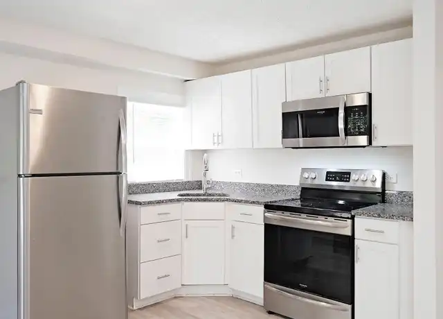 Property at 616 Rockcreek Rd Unit B, Charlottesville, VA, 22903, 2 beds, 1 bath, [object Object]