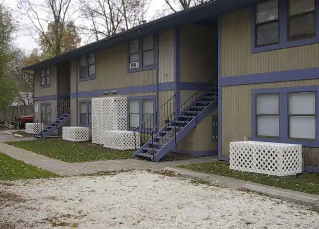 Property at 206 S Grove St Unit 14, Urbana, IL, 61802, 2 beds, 1 bath, [object Object]