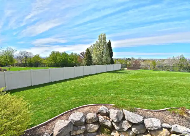 Property at 2263 E 425 N, Layton, UT, 84040, 5 beds, 3.5 baths, [object Object]
