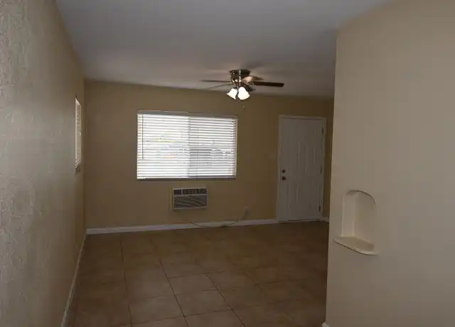 Property at 320 N 16th St Unit 1, Las Vegas, NV, 89101, 1 bed, 1 bath, [object Object]
