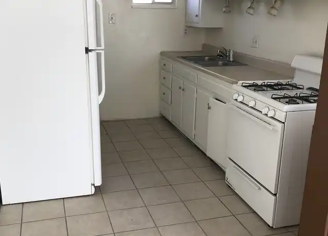 Property at 410 Virginia St NE Unit 8, Albuquerque, NM, 87108, 2 beds, 1 bath, [object Object]