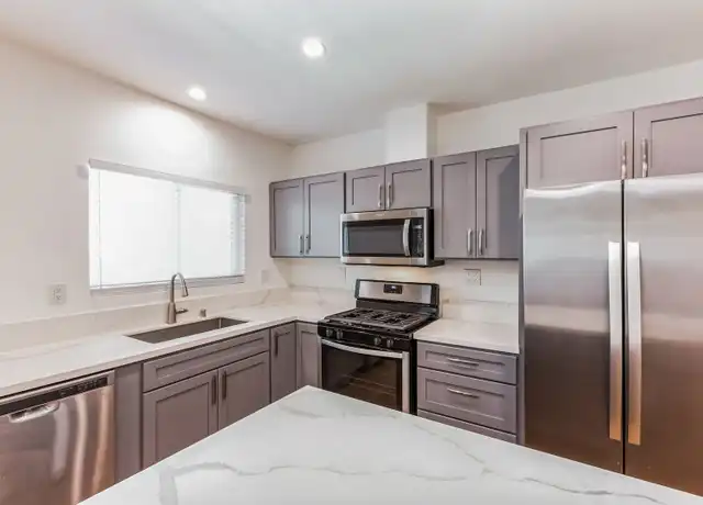 Property at 671 S Riverside Dr Unit 8, Palm Springs, CA, 92264, 1 bed, 1 bath, [object Object]