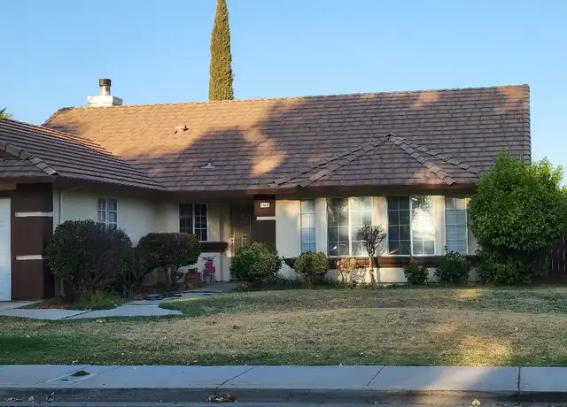 Property at 1812 College Greens Dr, Los Banos, CA, 93635, 3 beds, 2 baths, [object Object]