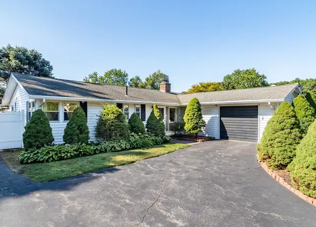 Property at 14 Rosslare Rd Unit 14, Framingham, MA, 01701, 3 beds, 1.5 baths, [object Object]