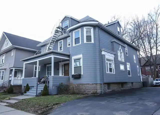 Property at 521 Oxford St Unit 3, Rochester, NY, 14607, 2 beds, 1 bath, [object Object]