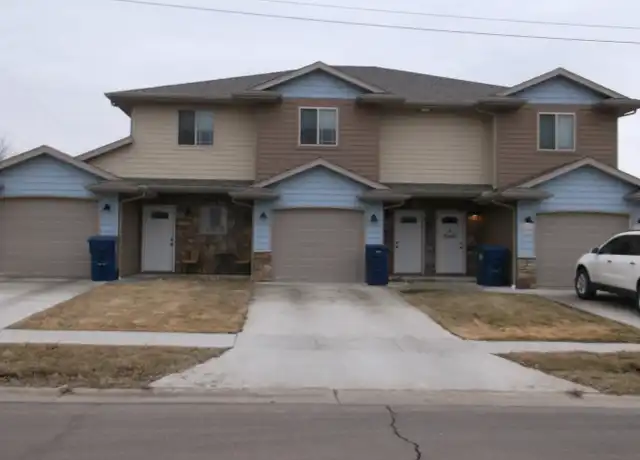 Property at 211 W 4th St Apt B, Tea, SD, 57064, 3 beds, 2 baths, [object Object]