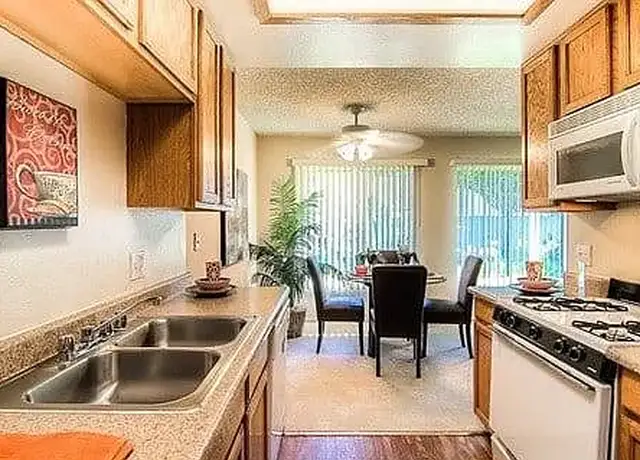 Photo of 1401 S Harbor Blvd, La Habra, CA 90631