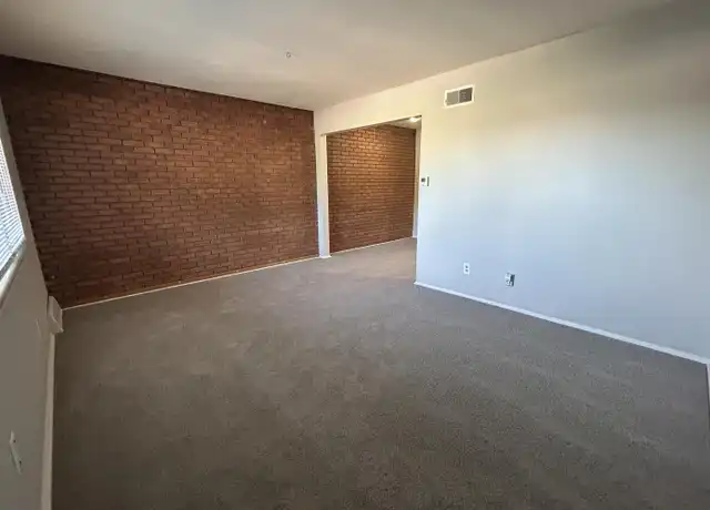Property at 601 Ewing Ave, Kansas City, MO, 64125, 1 bed, 1 bath, [object Object]