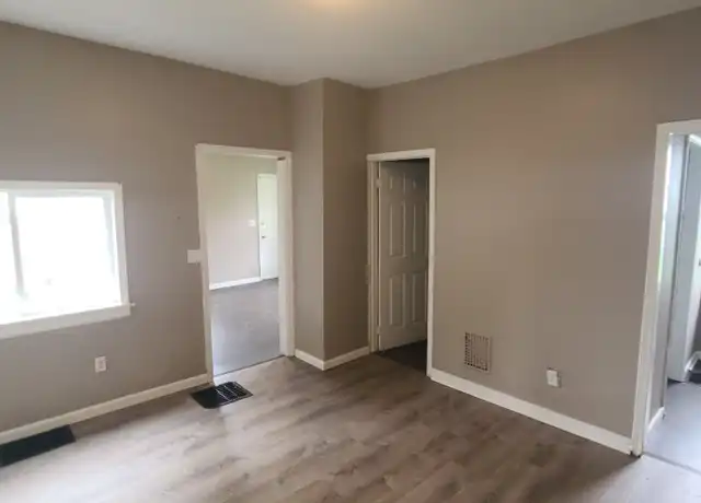 Property at 59 Niagara St, Rochester, NY, 14605, 3 beds, 1 bath, [object Object]