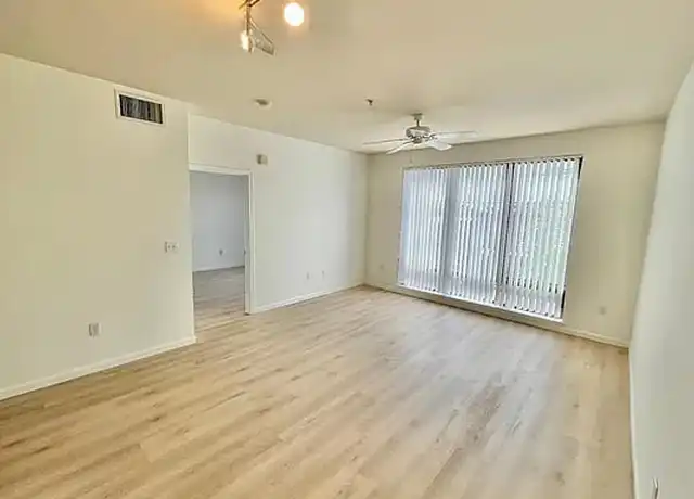 Property at 1060 S 3rd St, San Jose, CA, 95112, 1 bed, 1 bath, [object Object]