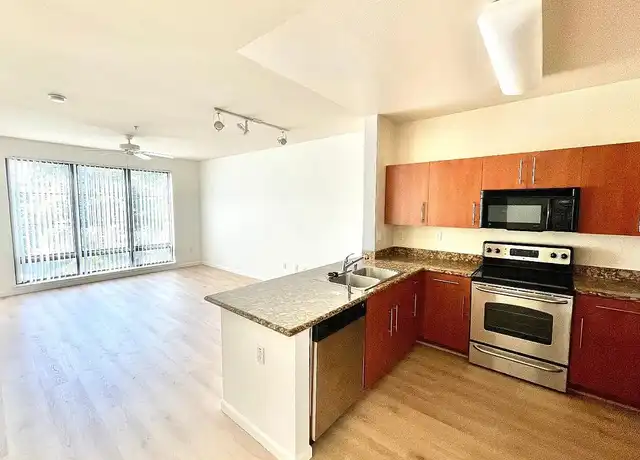 Property at 1060 S 3rd St, San Jose, CA, 95112, 1 bed, 1 bath, [object Object]
