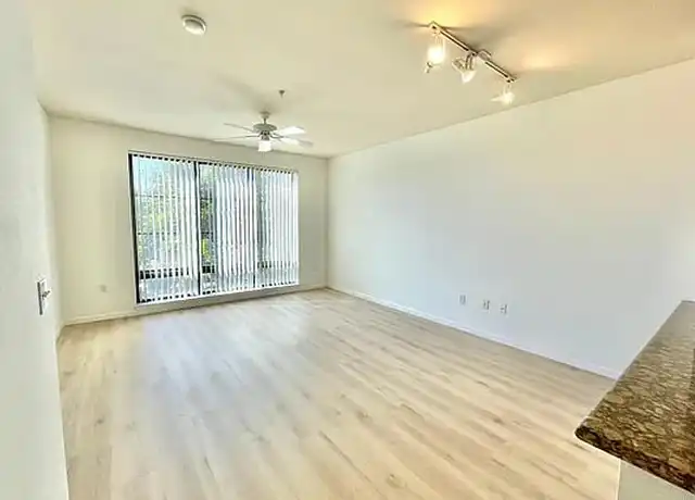 Property at 1060 S 3rd St, San Jose, CA, 95112, 1 bed, 1 bath, [object Object]