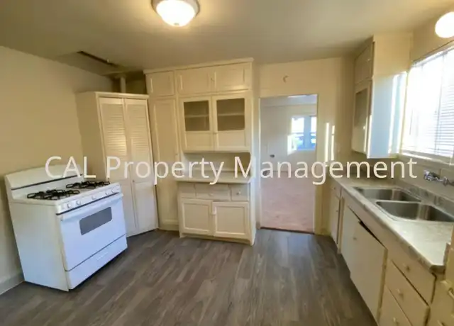 Property at 54 Buena Vista St, Salinas, CA, 93901, 2 beds, 1 bath, [object Object]