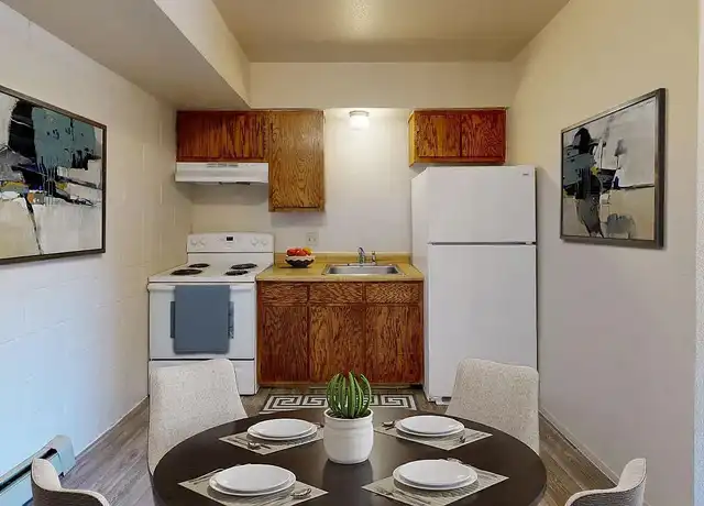 Property at Oak Manor & Angel Street - 1055 Oak St, Reno, NV, 89503, 0-1 beds, 1 bath, [object Object]