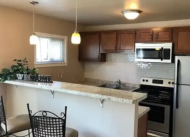 Property at Maple Court - 3524 N Pennsylvania St, Indianapolis, IN, 46205, 2 beds, 1 bath, [object Object]
