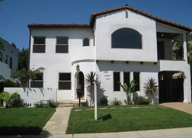 Property at 1265 S Cloverdale Ave Unit 1/2, Los Angeles, CA, 90019, 1 bed, 1 bath, [object Object]