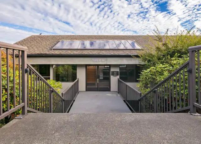 Property at 3628 24th Pl W Unit B5, Seattle, WA, 98199, 1 bed, 1.5 baths, [object Object]