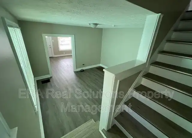 Property at 1516 E 26th Ave, Columbus, OH, 43211, 3 beds, 1 bath, [object Object]