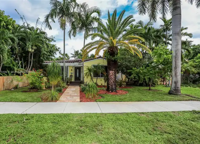 Property at 1515 Harrison St Unit 1515, Hollywood, FL, 33020, 2 beds, 1 bath, [object Object]