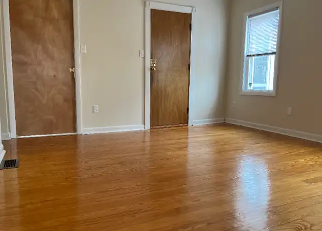 Property at 93 Belleville Rd Unit 1, New Bedford, MA, 02745, 2 beds, 1 bath, [object Object]