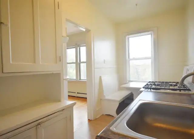 Property at 2121 Hennepin Ave Unit 303, Minneapolis, MN, 55405, 1 bed, 1 bath, [object Object]
