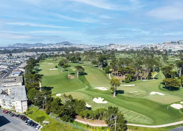 Photo of 331 Park Plaza Dr, Daly City, CA 94015