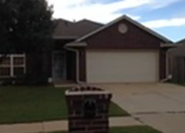 Property at 17317 Bronze Ln, Edmond, OK, 73012, 3 beds, 2 baths, [object Object]