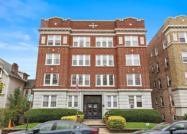 Photo of 47 N Fullerton Ave, Montclair, NJ 07042
