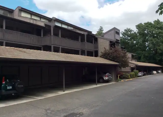 Property at 115 Rogue River Hwy #105, Grants Pass, OR, 97527, 1 bed, 1 bath, [object Object]
