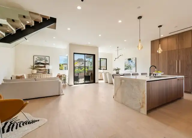 Property at 5420 N Figueroa St, Los Angeles, CA, 90042, 3 beds, 3 baths, [object Object]